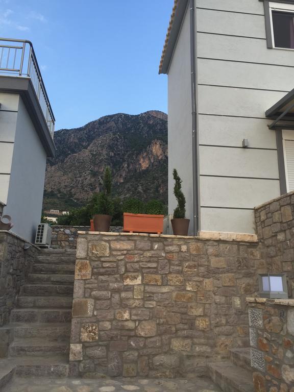 Mountain & Sea Lägenhet Kalamata Exteriör bild